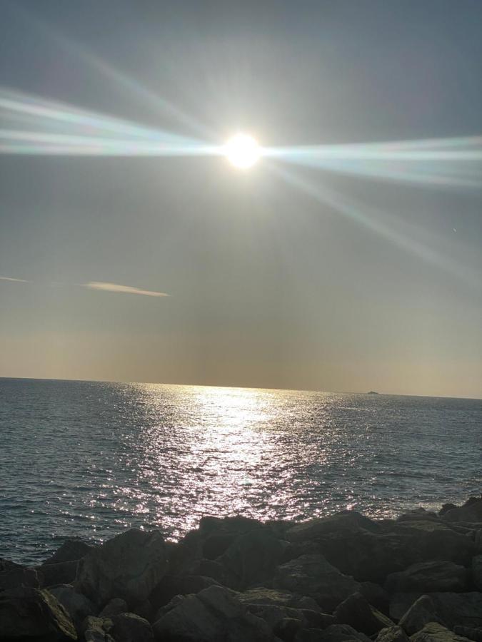 Bogliasco Wine Loft Apartment ภายนอก รูปภาพ